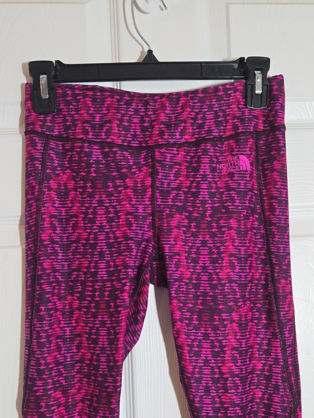 The North Face Women's Purple Pink Patterned Leggings Size Small